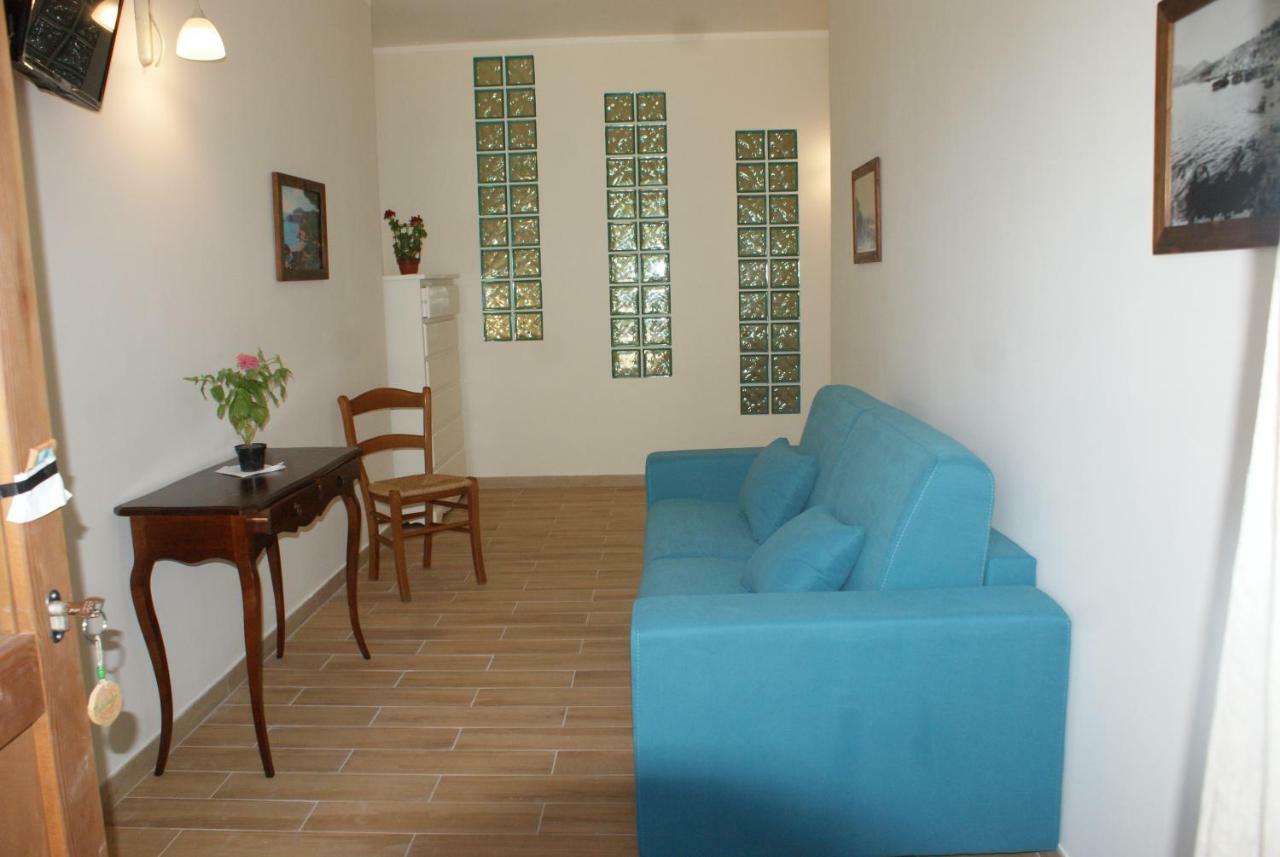 לינה וארוחת בוקר פאלינורו A Casa Di Nene מראה חיצוני תמונה